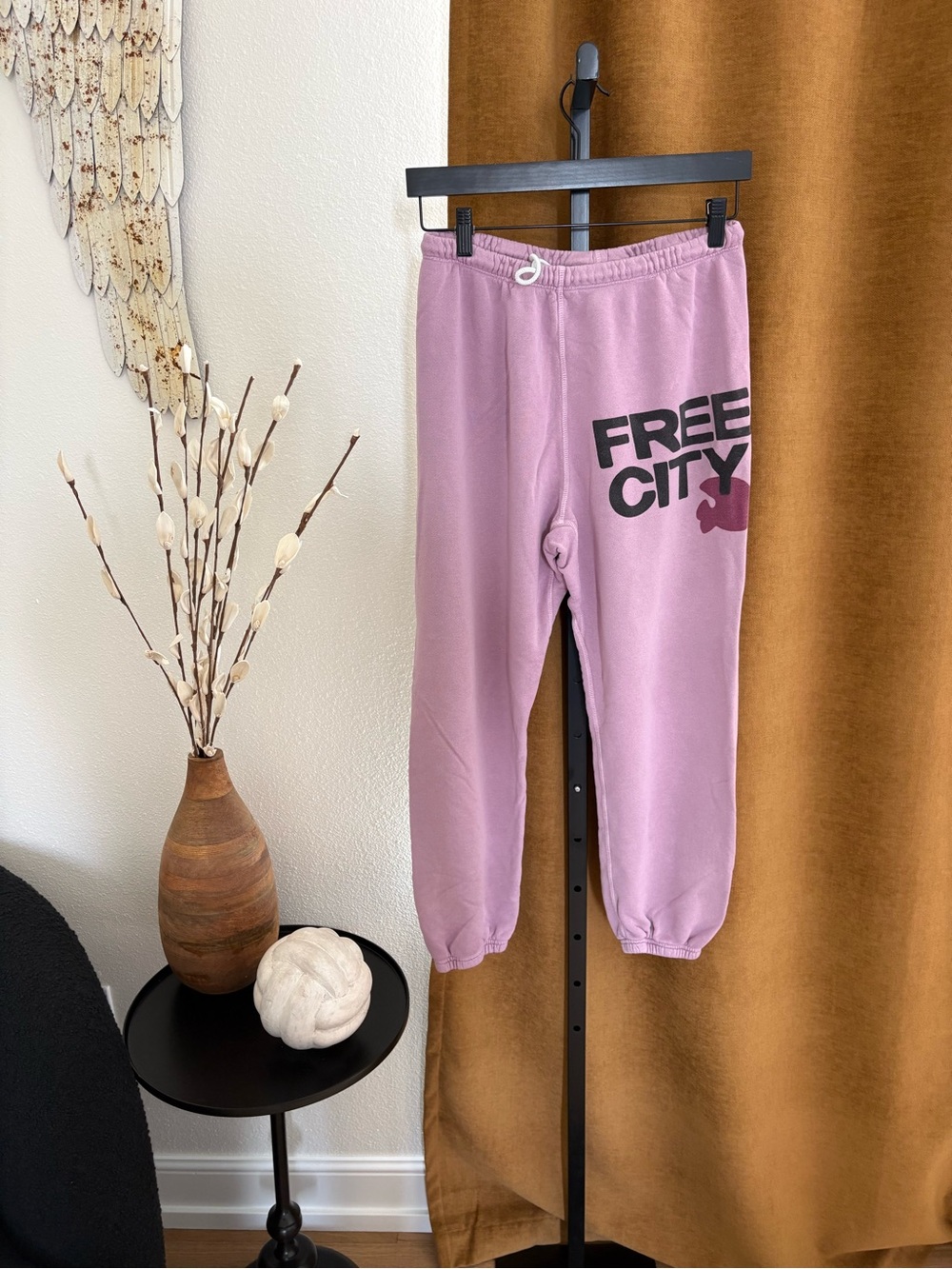 freecity Mauve Pink Logo Joggers